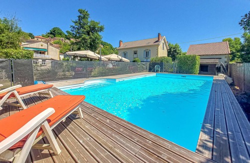 Couze-et-Saint-Front House | Maison avec piscine et rivière