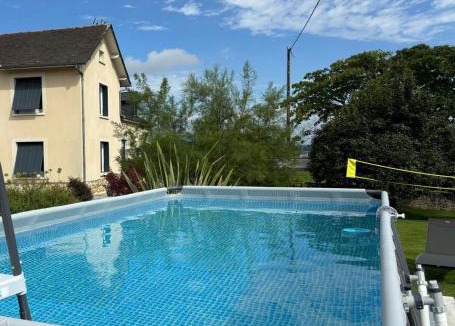 Asson House | Maison avec piscine, boulodrome dans les Pyrénées