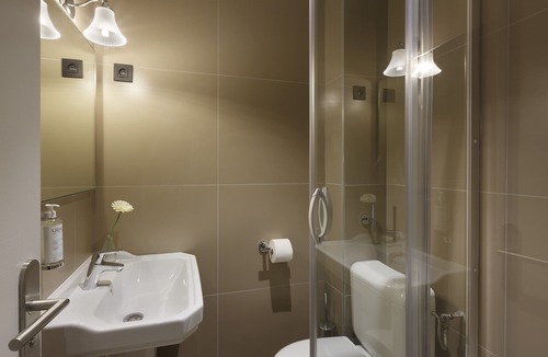 Quartier Chorier-Berriat Hotel | Maison Barbillon Grenoble - Centre Gare