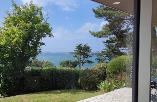 Trebeurden House | Maison Bord de Mer, Dans un Écrin de Verdure