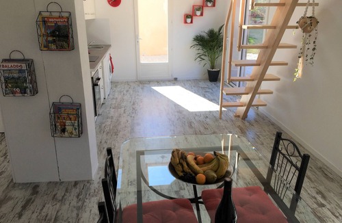Serignan-du-Comtat House | Maison Chaleureuse au Pied du Massif D'uchaux