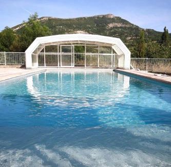 La Roche-sur-le-Buis House | Maison charmante à La Roche-sur-le-Buis avec piscine partagée