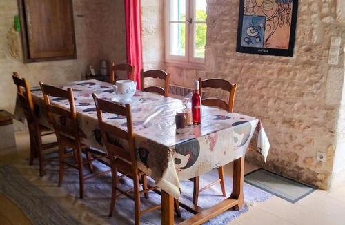 Antezant-la-Chapelle House | Maison charmante à Antezant-la-Chapelle avec jardin