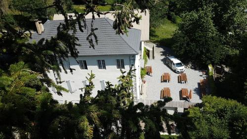 Chateauroux-les-Alpes Bed & Breakfast | Maison Cimarron