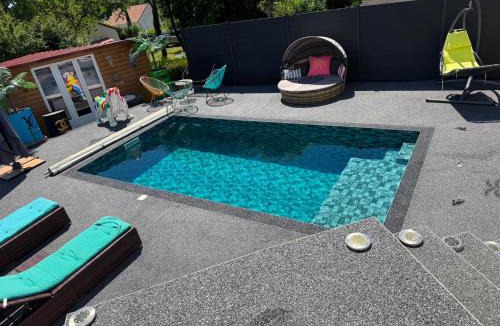 La Machine House | Maison cocooning , avec double jacuzzi et piscine