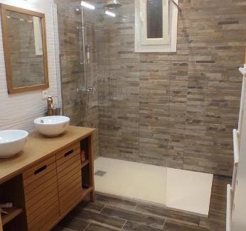 Carnoules House | Maison cocooning salle de jeux jaccuzi