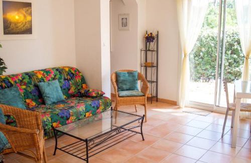 Plage de la Garonnette House | Maison conviviale avec vue sur la montagne à Sainte-Maxime