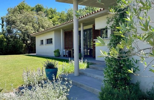 Trets Villa | Maison D'architecte Face à la Sainte Victoire