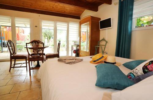 Romans-sur-Isere Bed & Breakfast | Maison d'Hôtes Le 6 Bis