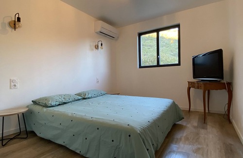 Tautavel House | Maison de Campagne Dans un Domaine Viticole, Idéal Pour Déconnecter!
