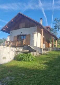 Sainte-Agnes Ski Chalet | Maison de campagne et montagne près des stations de ski