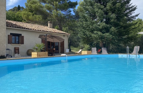 Villeneuve House | Maison de Campagne en Provence
