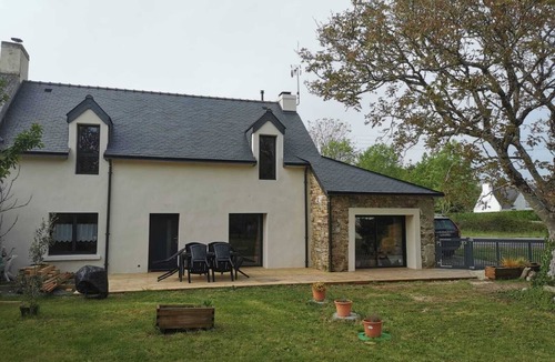 Kerherou House | Maison de Caractère Restaurée à 800m de la Plage et 500m Gr34