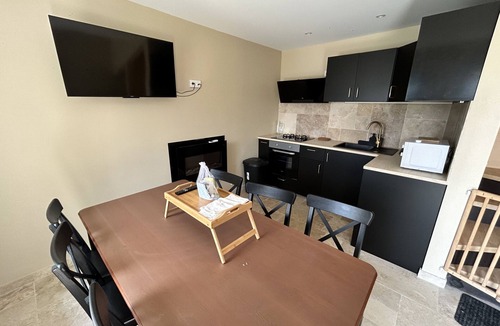 Saint-Nectaire House | maison de l'orchis