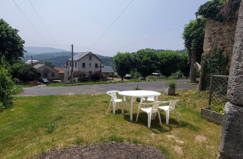 Saint-Nectaire House | maison de l'orchis