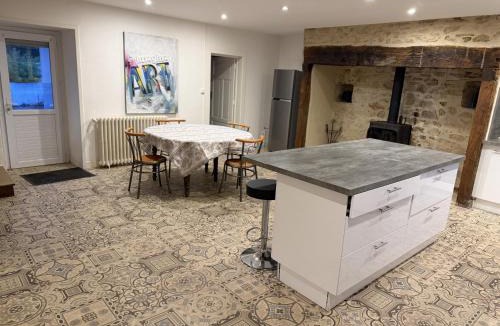 Beynat House | Maison de Lili, Spacieuse, Climatisée