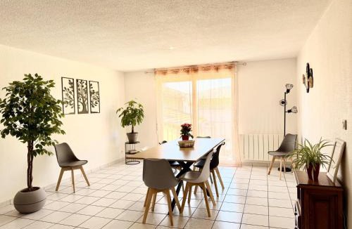 Sayat House | Maison du Puy