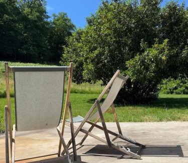 Champs-sur-Tarentaine-Marchal House | Maison en lisière de forêt - Piscine à 600m