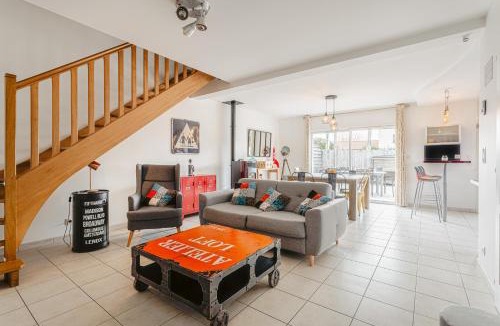 Bourcefranc-le-Chapus House | Maison entre plage et marais