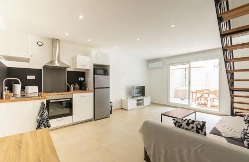 16th Arrondissement House | Maison familiale neuve