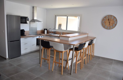 Saint-Just House | Maison Grenadier, Climatisee Avec Terrasse, Jardin ET Jacuzzi Prive