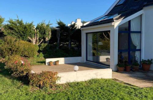 Locmaria House | Maison indépendante avec jardin à 800m de la plage - FR-1-418-195