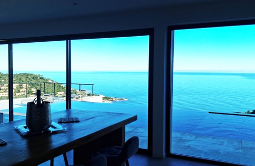 Tarcu House | Maison Individuelle , 2 à 6 Personnes à 30m de la Plage