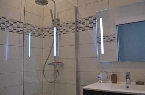 Privas Bed & Breakfast | Maison Jaffran, Suite en Ville