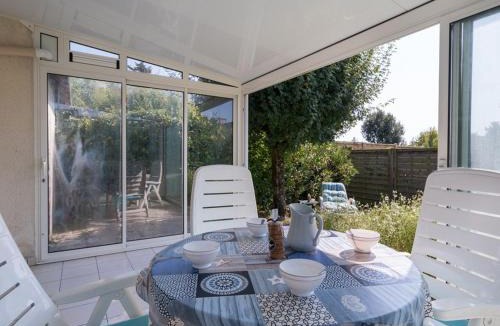 Locmariaquer Villa | Maison mitoyenne 3 pièces avec jardin pour 4 pers à Locmariaquer - FR-1-477-36