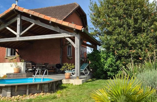 Nontron Villa | Maison rouge