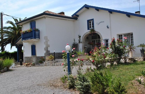 Leren Bed & Breakfast | maison SANSOUN
