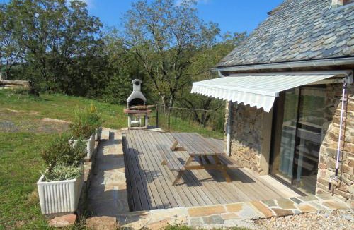 Castelnau-de-Mandailles House | Maison spacieuse à Castelnau-de-Mandailles avec cheminée 250 m²