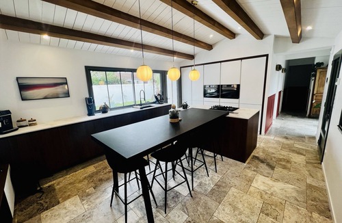 Dompierre-sur-Mer House | Maison Spacieuse Avec Piscine et Spa à 5 Minutes de La Rochelle