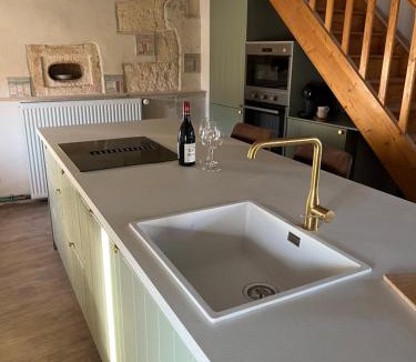 Cherval House | Maison Toile Moss