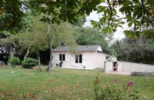 La Couyere House | Maisonnette à la campagne