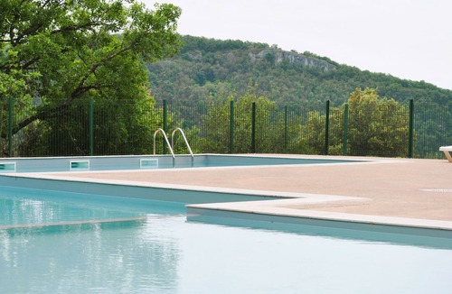 Cajarc House | Maisonnette 2 Pièces en Duplex ou PMR Dans Résidence Avec Piscine à Cajarc