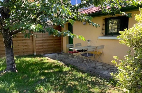 Billere Apartment | Maisonnette 2 to 4 pers - Garden - Quiet - Free parking