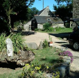 Commana House | Maisonnette atypique au pied des monts d'Arree