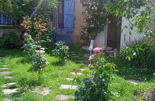 Moissac House | Maisonnette ideally located at the foot of the Napoleon Bridge