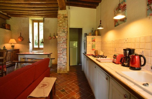 Champvert Villa | Mansion in Champvert with Pond View Terrace