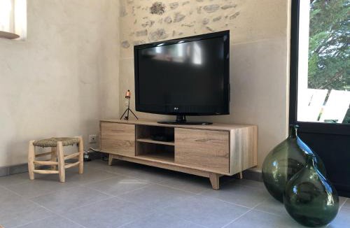 Venterol Apartment | Mas provençal La Serallère au coeur des oliviers