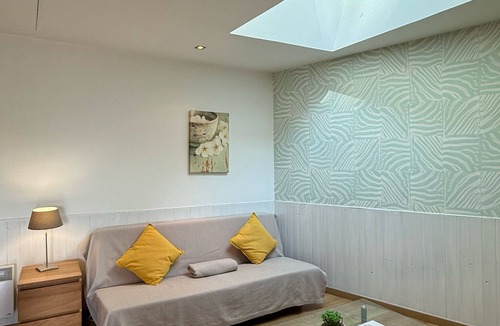 Anglet Hotel | Matsya Hostel