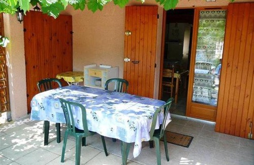 Saint-Martin-de-Bromes House | Mazet de vacances dans le Domaine de l'Espaï
