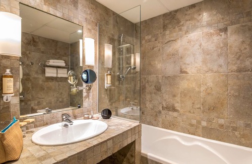 Bompard Hotel | Mercure Marseille Centre Bompard La Corniche