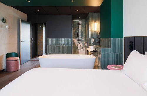 Quimper Hotel | Mercure Quimper Kerlic