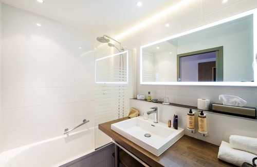 Chanas Hotel | Mercure Vienne Sud Chanas