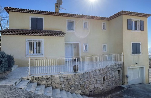 Le Cannet Villa | Merveilleuse Villa Provençale - vue mer sur les Îles de Lerins