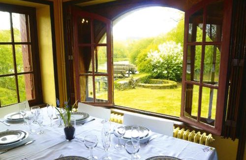 Landeleau House | Mill in Brittany by River Aulne with Kayaks