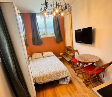 Le Luc Apartment | Mini studio en Provence, entre Mer et Montagne