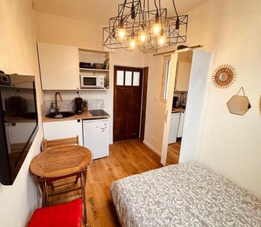 Le Luc Apartment | Mini studio en Provence, entre Mer et Montagne